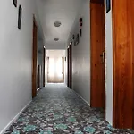 Hotel Arya 3*