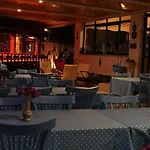 Hotel Arya 3*