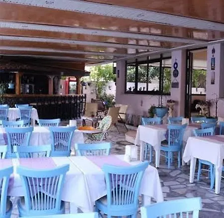 Arya Hotel 3*