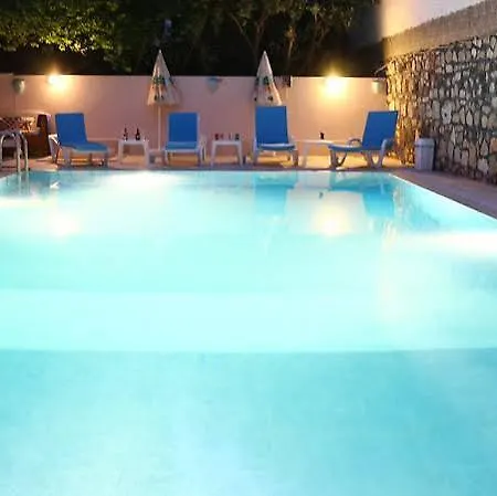 Hotel Arya