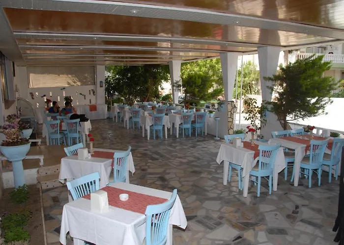 Arya Szálloda Çeşme